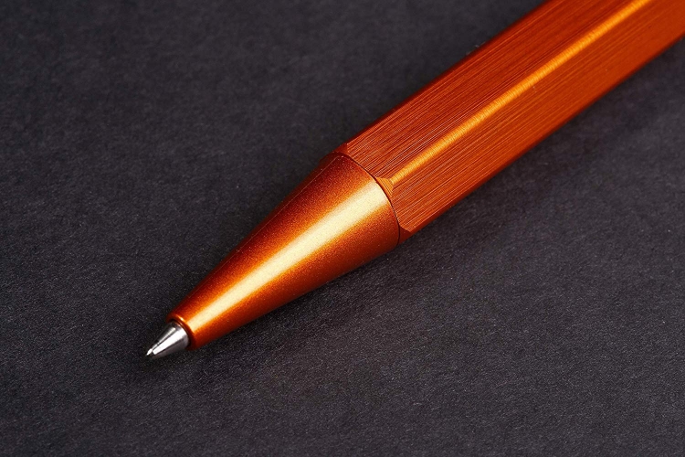 9388C Rhodia Rollerball Pen 5" Orange (ambiance)