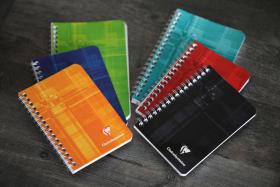 8586C Classic Clairefontaine Wirebound - Ruled 3 x 4 ¾ - Assorted colors